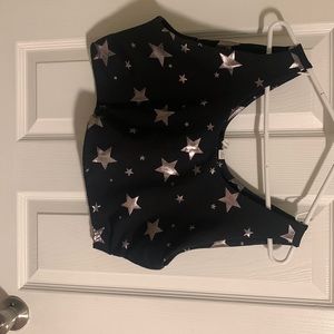 Sliver and black cropped top